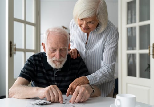 personas-mayores-que-enfrentan-enfermedad-alzheimer