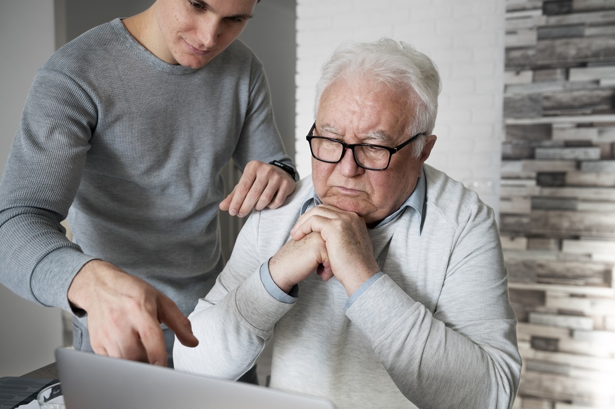 cuidador para adulo mayor